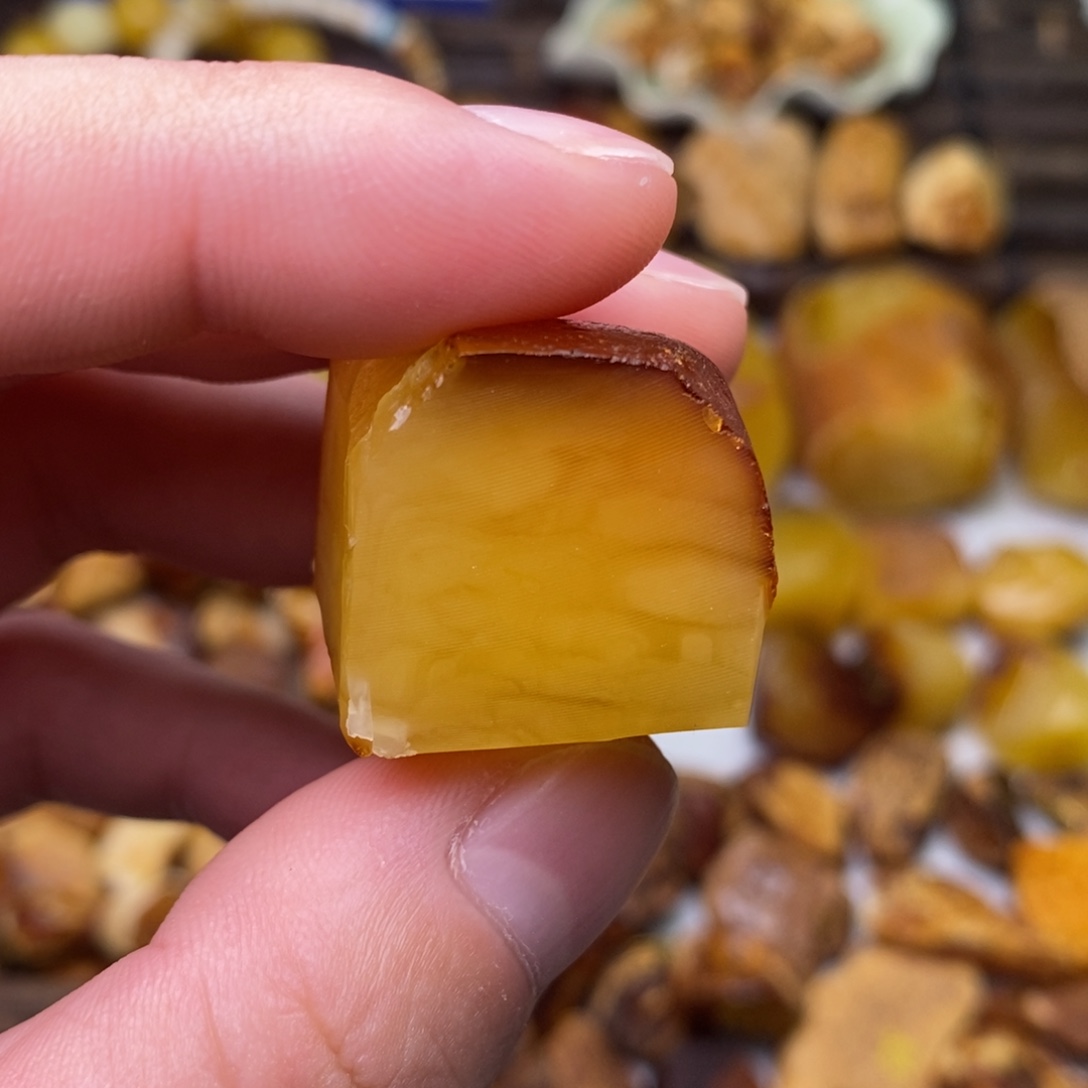 定制琥珀天然蜜蜡