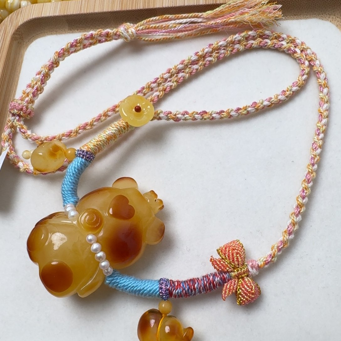 蜜蜡吊坠(赠链)未镶嵌