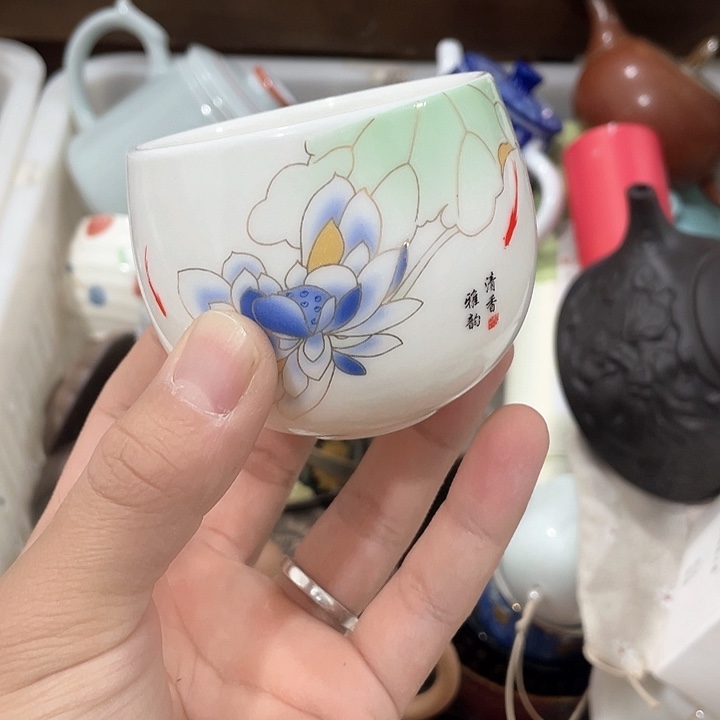 陶瓷茶具全部清清完回家过年