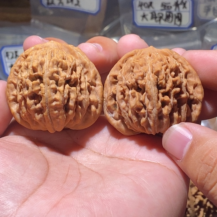 S***P文玩核桃吊坠42全品四座楼