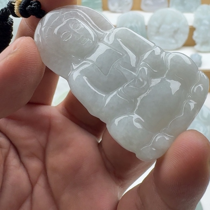 翡翠未镶嵌颈饰天然缅甸A货翡翠