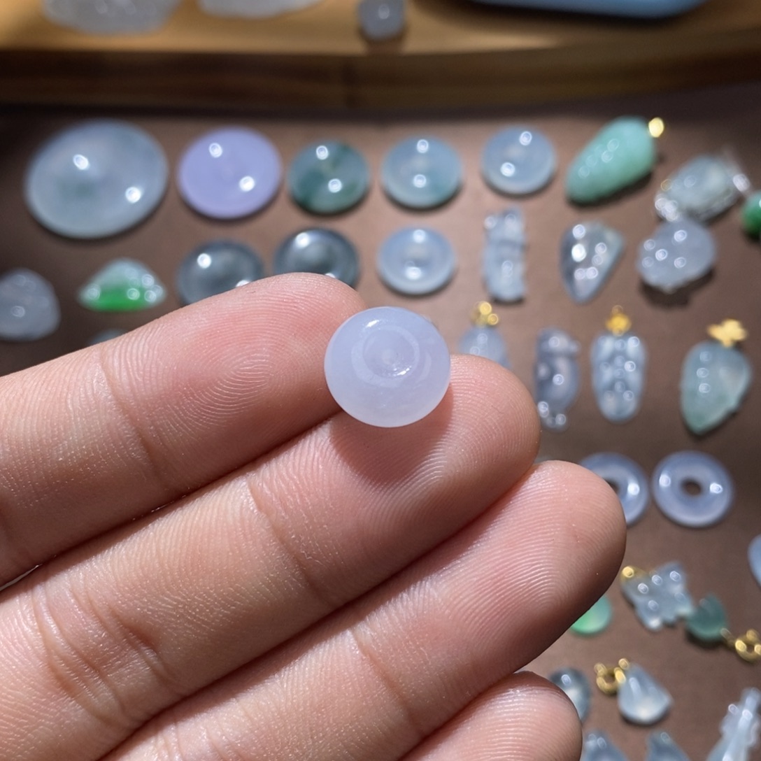 翡翠未镶嵌手链小胖扣