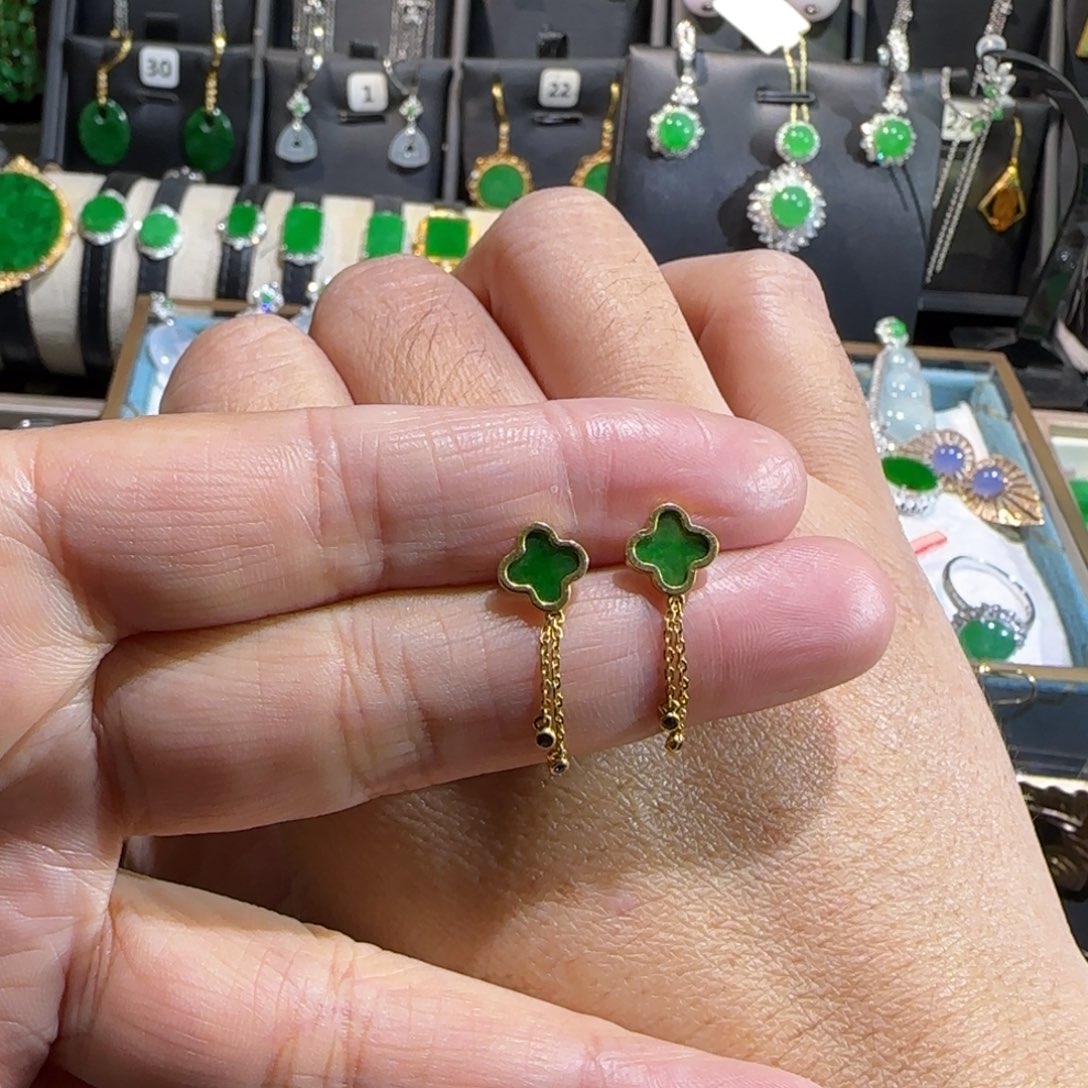 翡翠18K金镶嵌颈饰耳钉