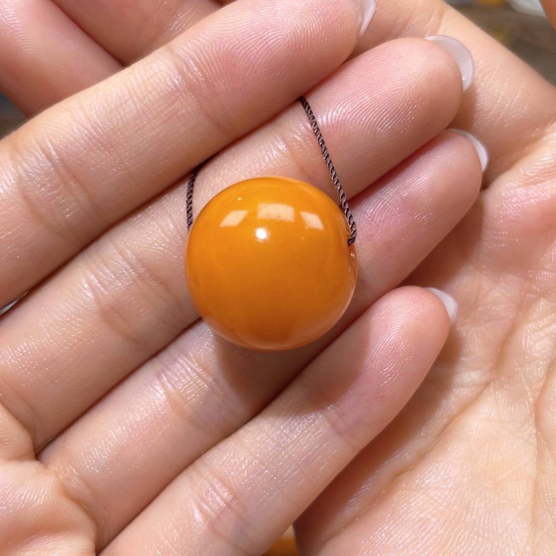 【闪购商品】琥珀裸石未镶嵌珠子