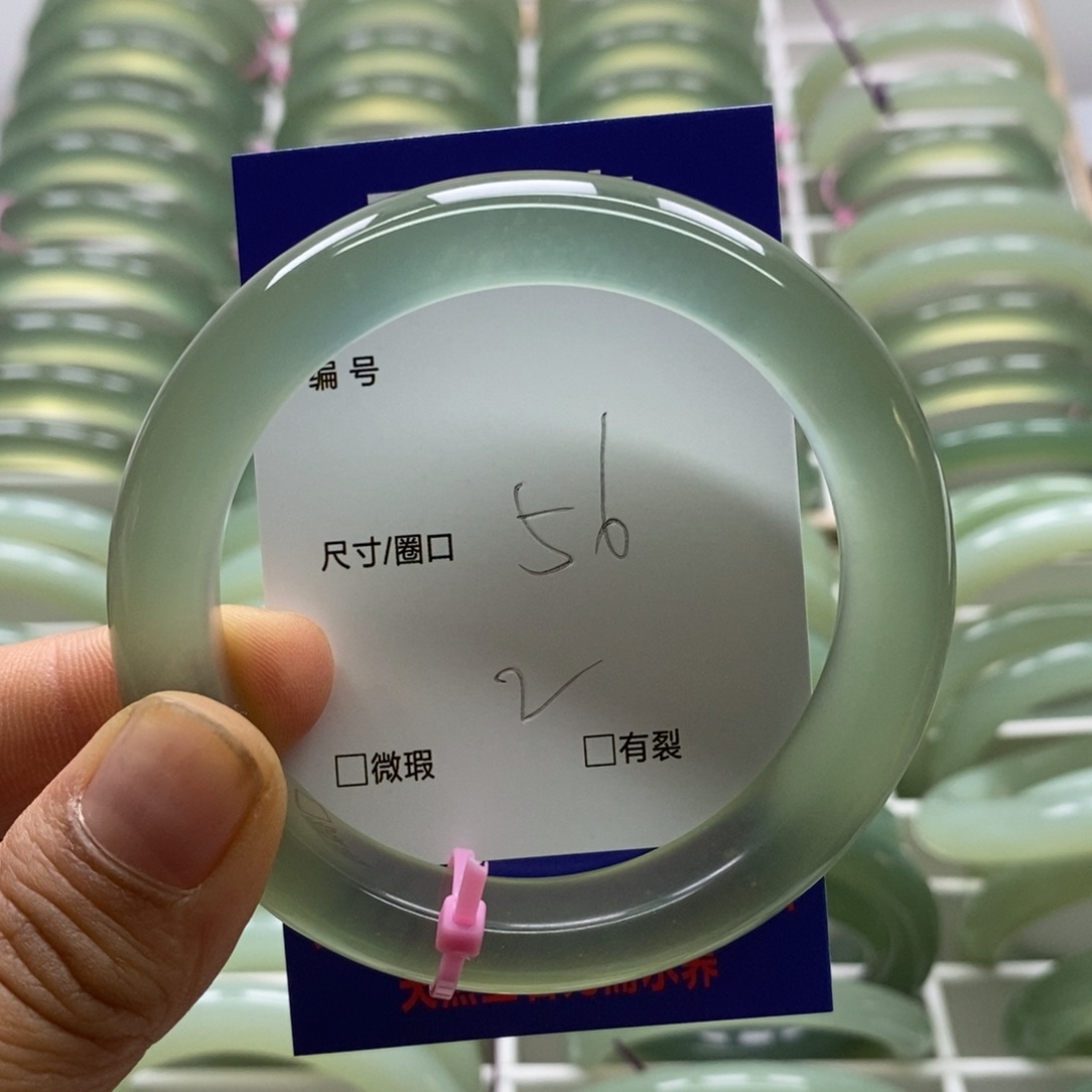 蛇纹石玉手镯未镶嵌逢**过