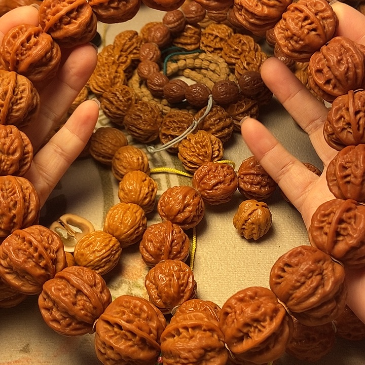 用***0文玩核桃手串京八棱