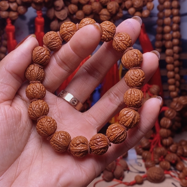 桃核吊坠龙纹桃枭