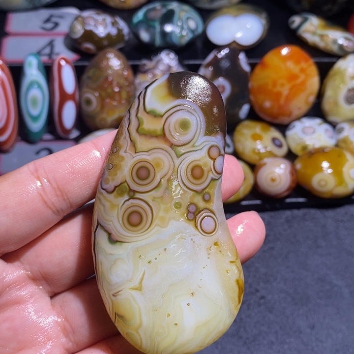 玛瑙/玉髓未镶嵌吊坠(不含链)145