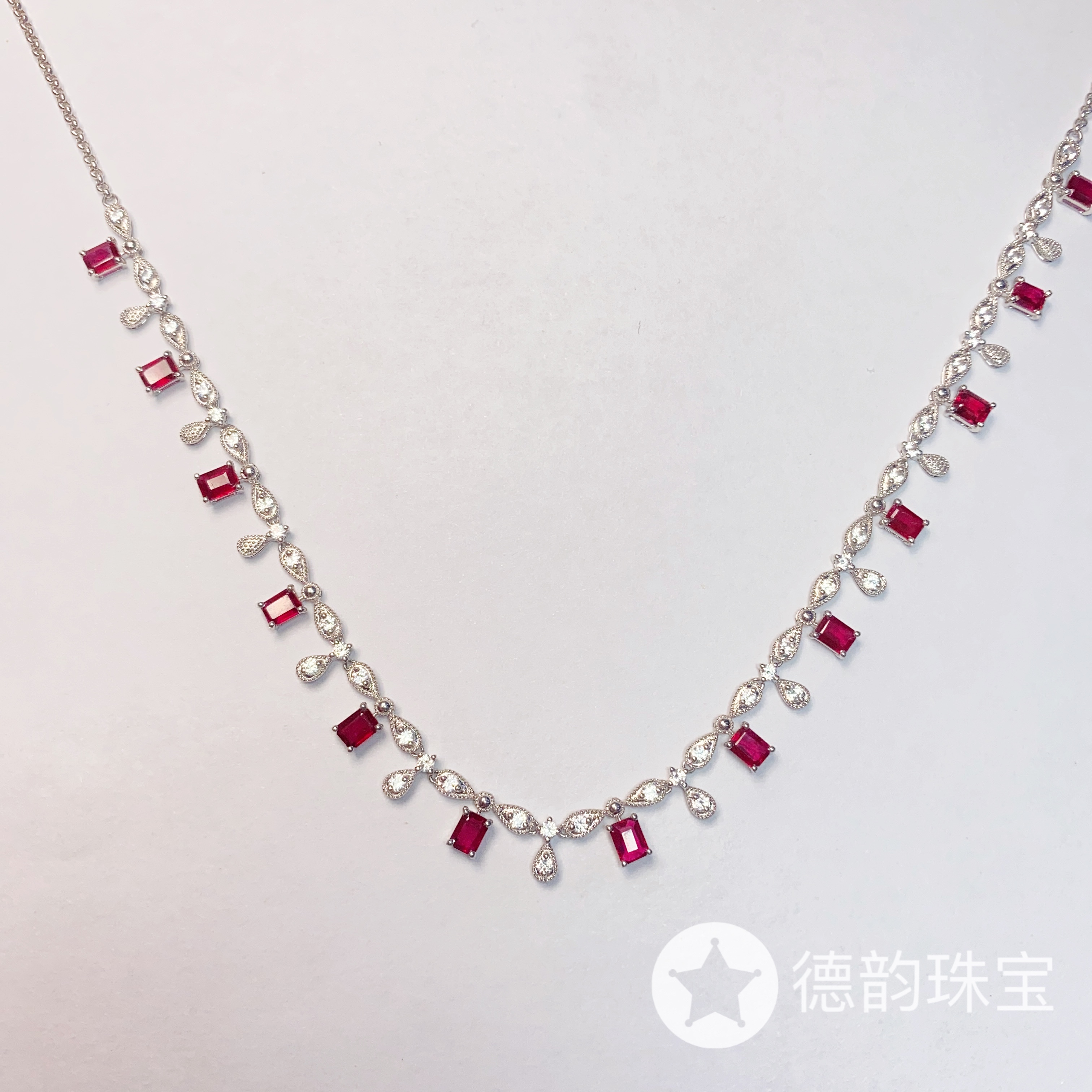 18K金镶嵌红宝石项链约4.58ct