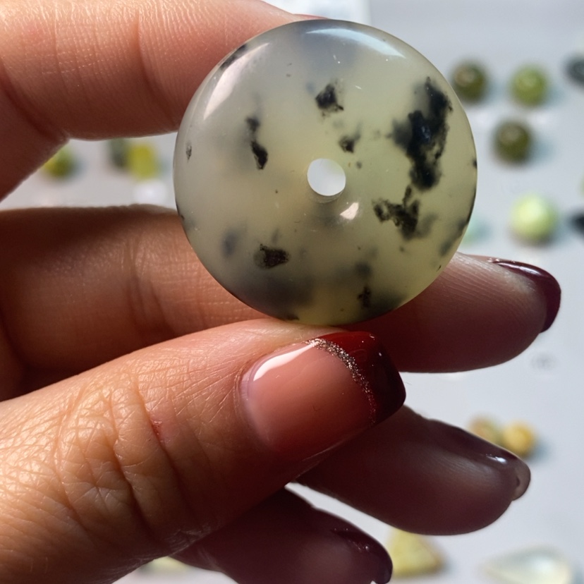【闪购商品】蛇纹石玉吊坠(不含链)未镶嵌