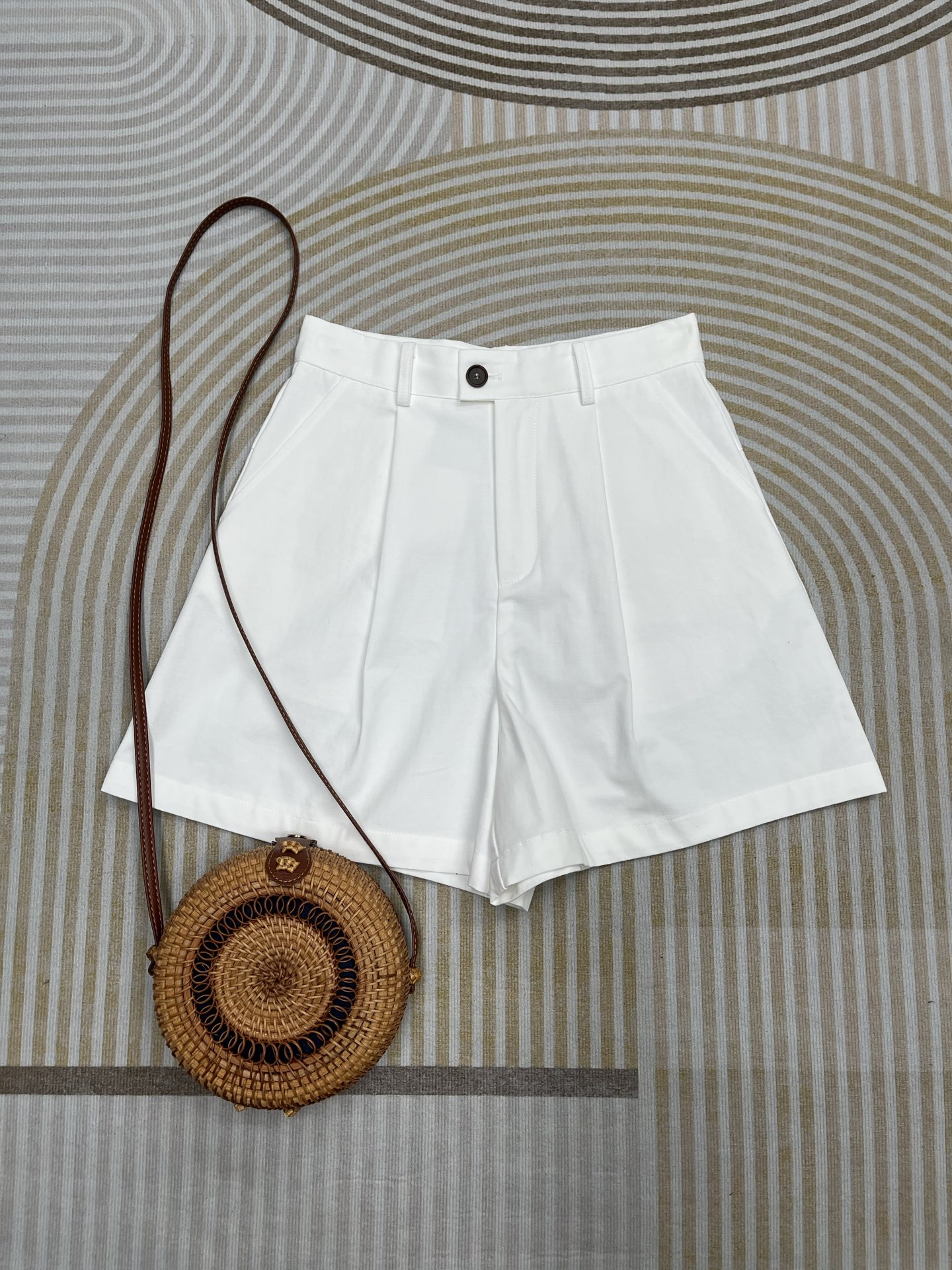 FreeHer高腰瘦腿休闲夏季短裤女亚麻新款短裤女款