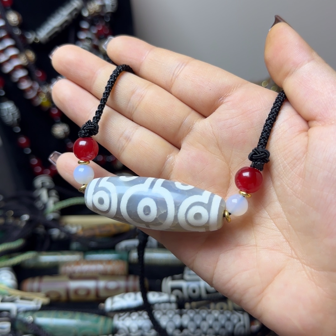 玛瑙/玉髓合金颈饰