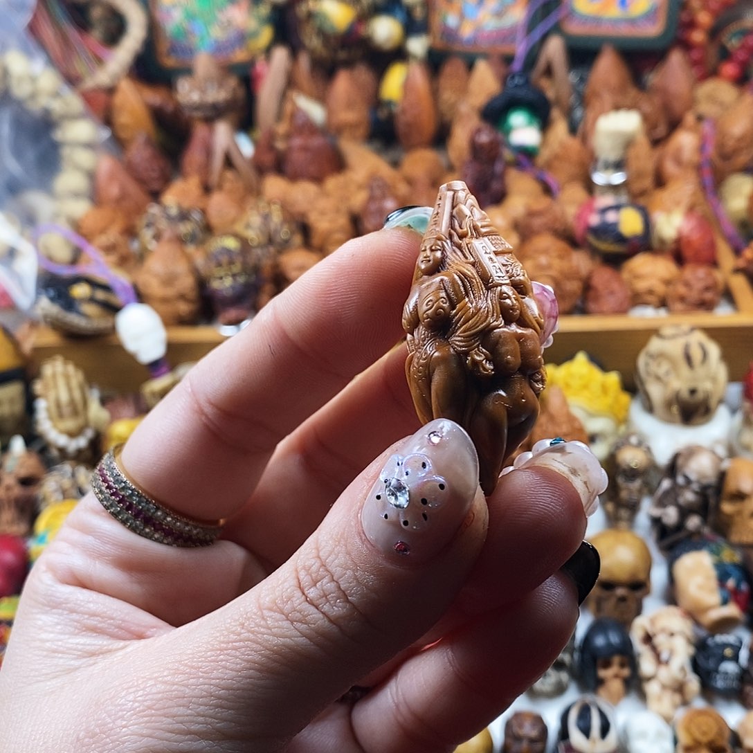 橄榄核吊坠黑白无常一对橄榄核橄榄核