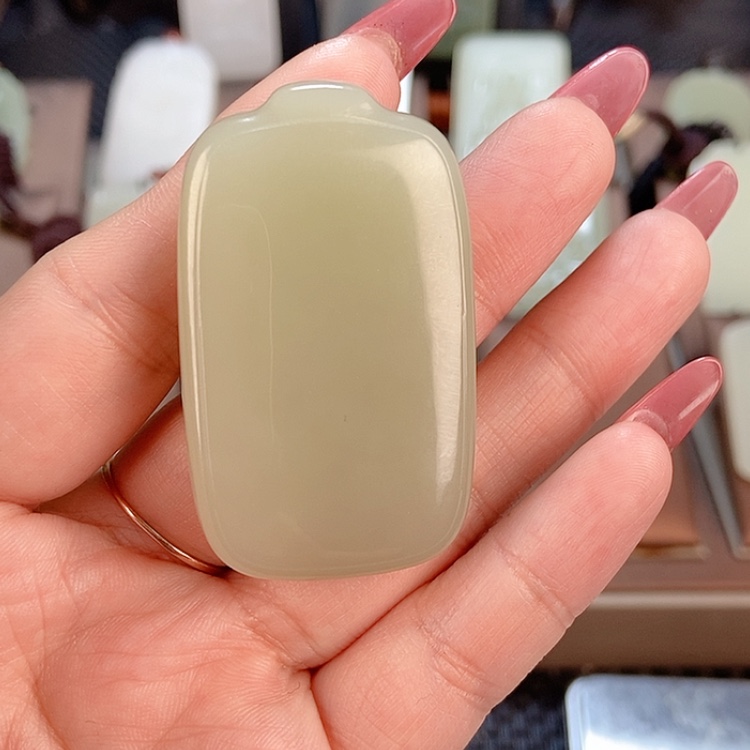 【闪购商品】和田玉颈饰未镶嵌