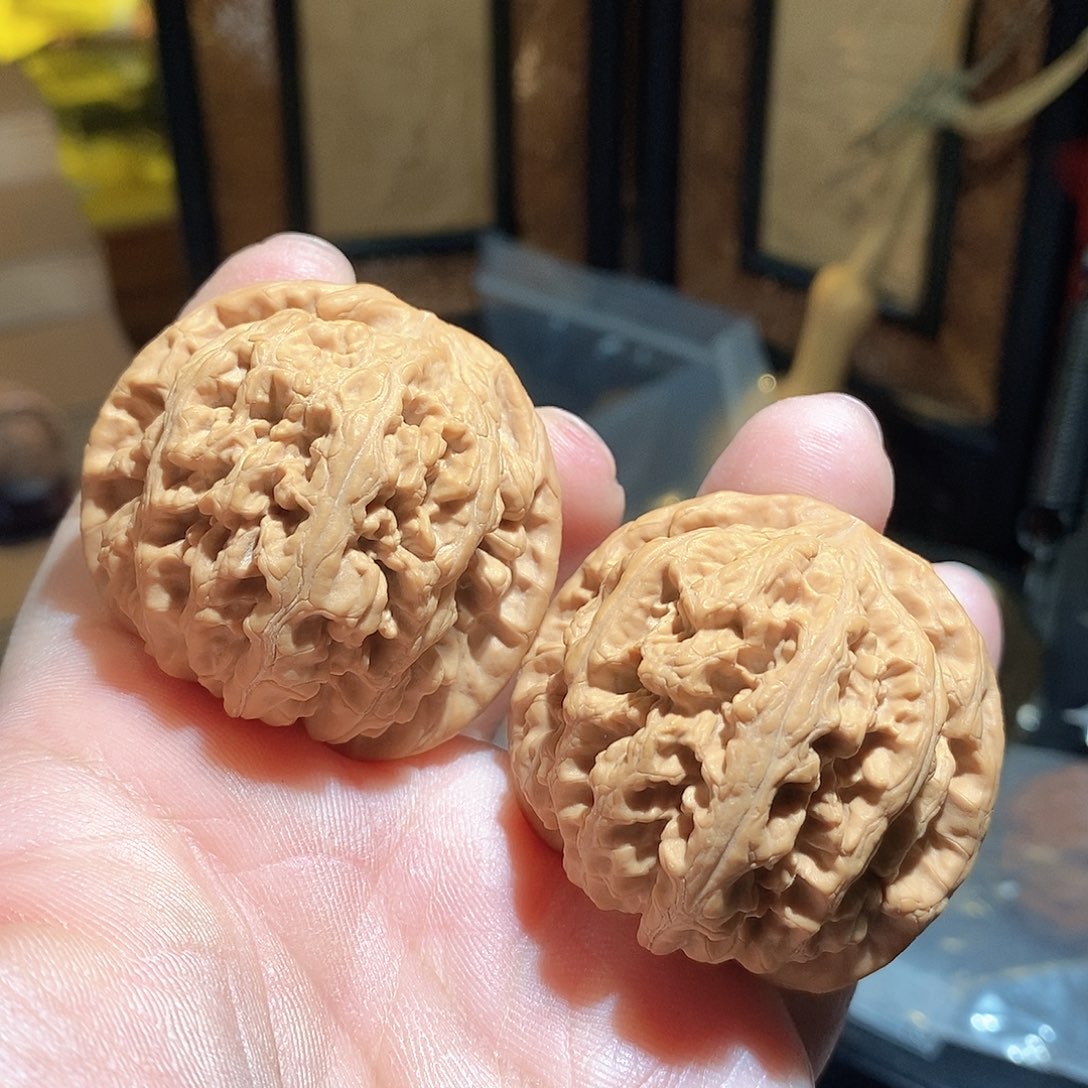 文玩核桃把件46大粗筋全品