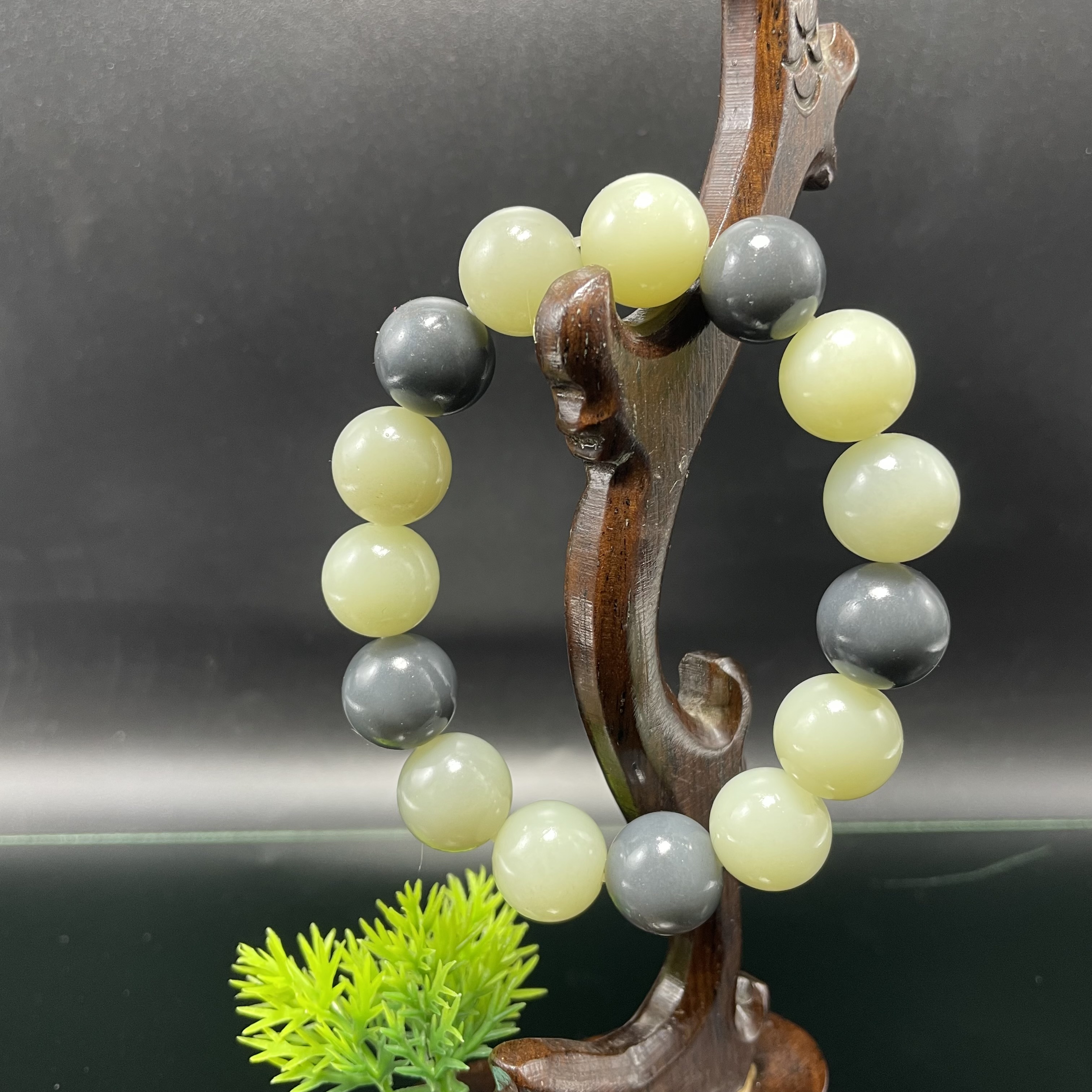 A377  和田玉  YY 6313308