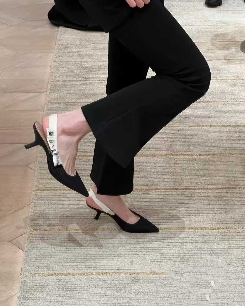 68.8-658.8 时尚通勤女鞋    