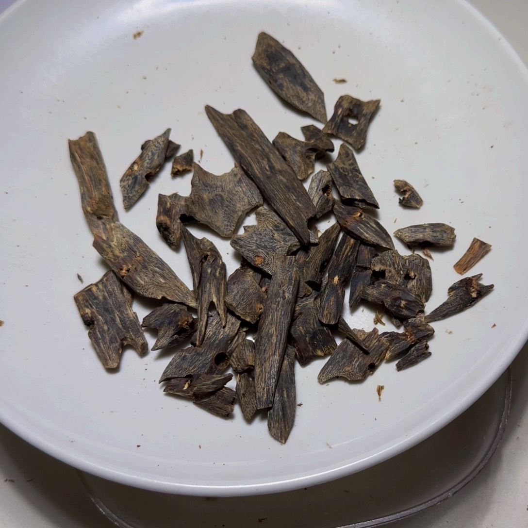 手把件沉香境*沉香奇楠沉水紫棋块料53克