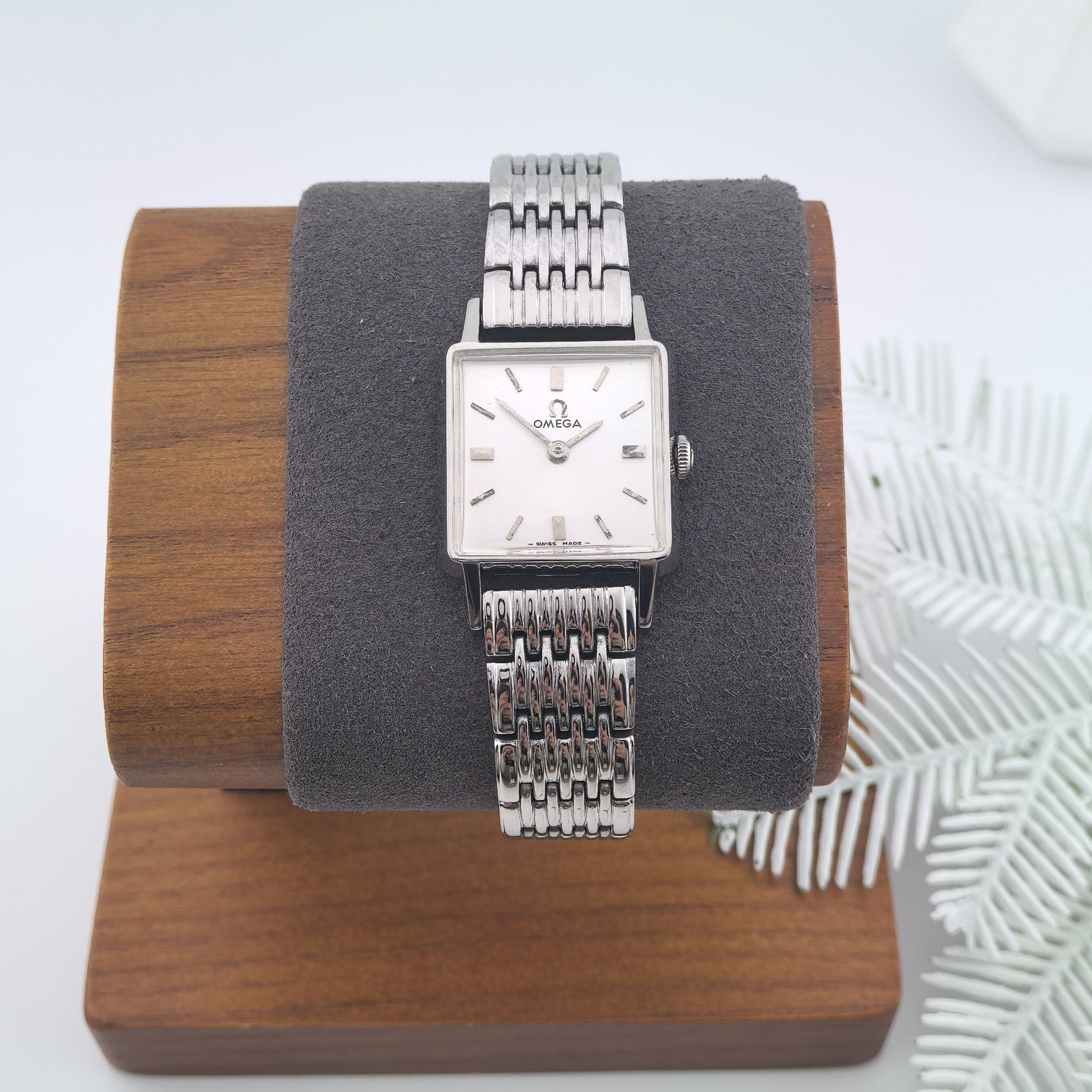 95新 Omega/欧米茄 中古欧米茄女表/手动机械/表经20.8mm/01769