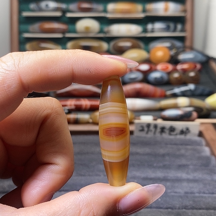 幸***发玛瑙/玉髓未镶嵌吊坠(不含链)