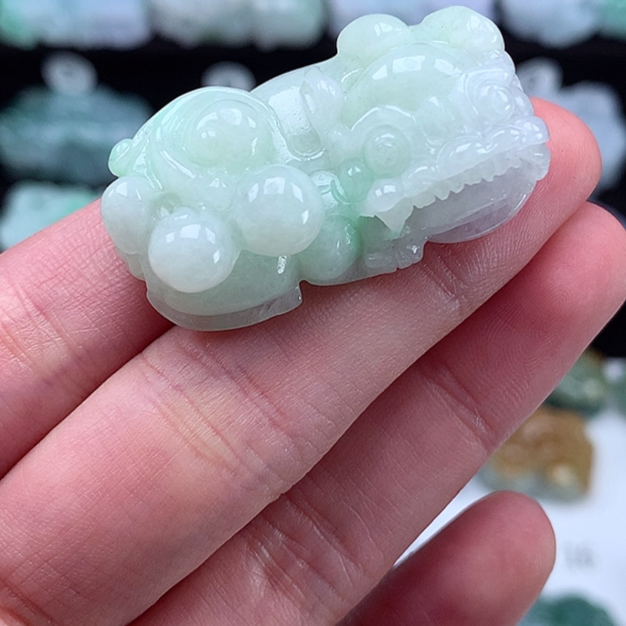 【闪购商品】翡翠颈饰未镶嵌貔貅