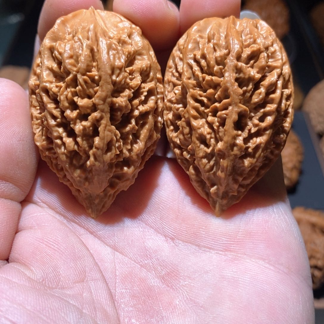 文玩核桃吊坠九层妖塔