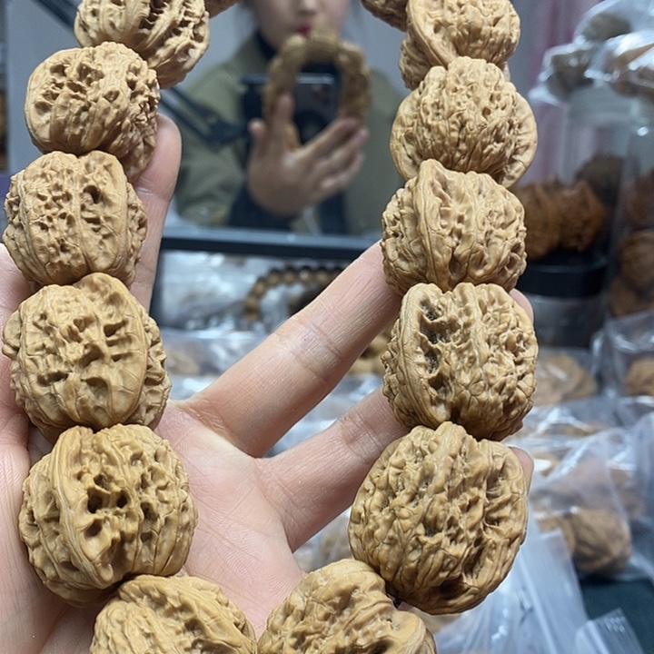 文玩核桃把件32霞云岭手持