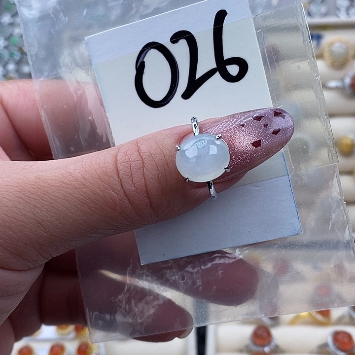 翡翠未镶嵌戒指缅甸