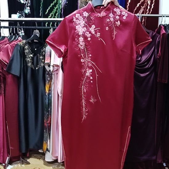 品牌100醋酸缎中长旗袍刺绣4xl140斤以内