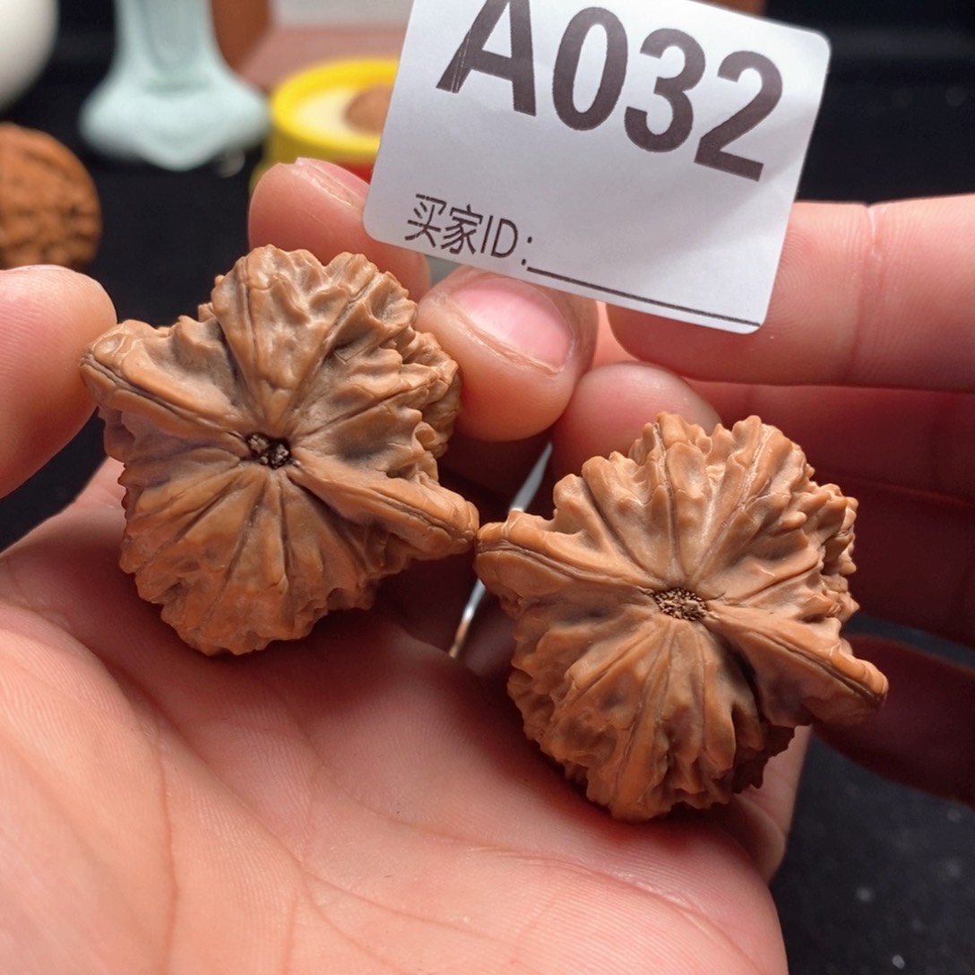 文玩核桃吊坠马老四39