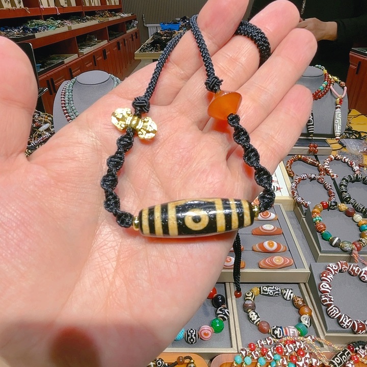 未镶嵌玛瑙/玉髓珠宝奇石