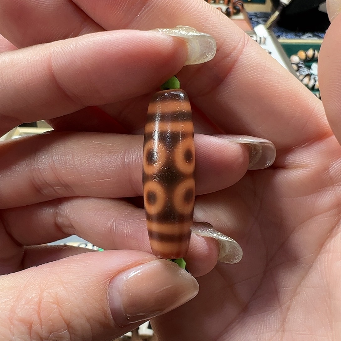 玛瑙/玉髓未镶嵌珠宝半成品小卢八眼