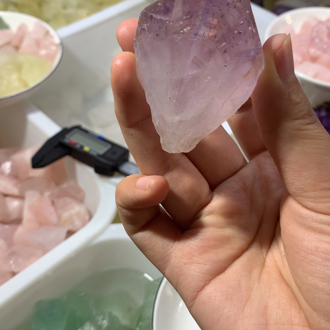 李***辣未镶嵌珠宝半成品水晶天然