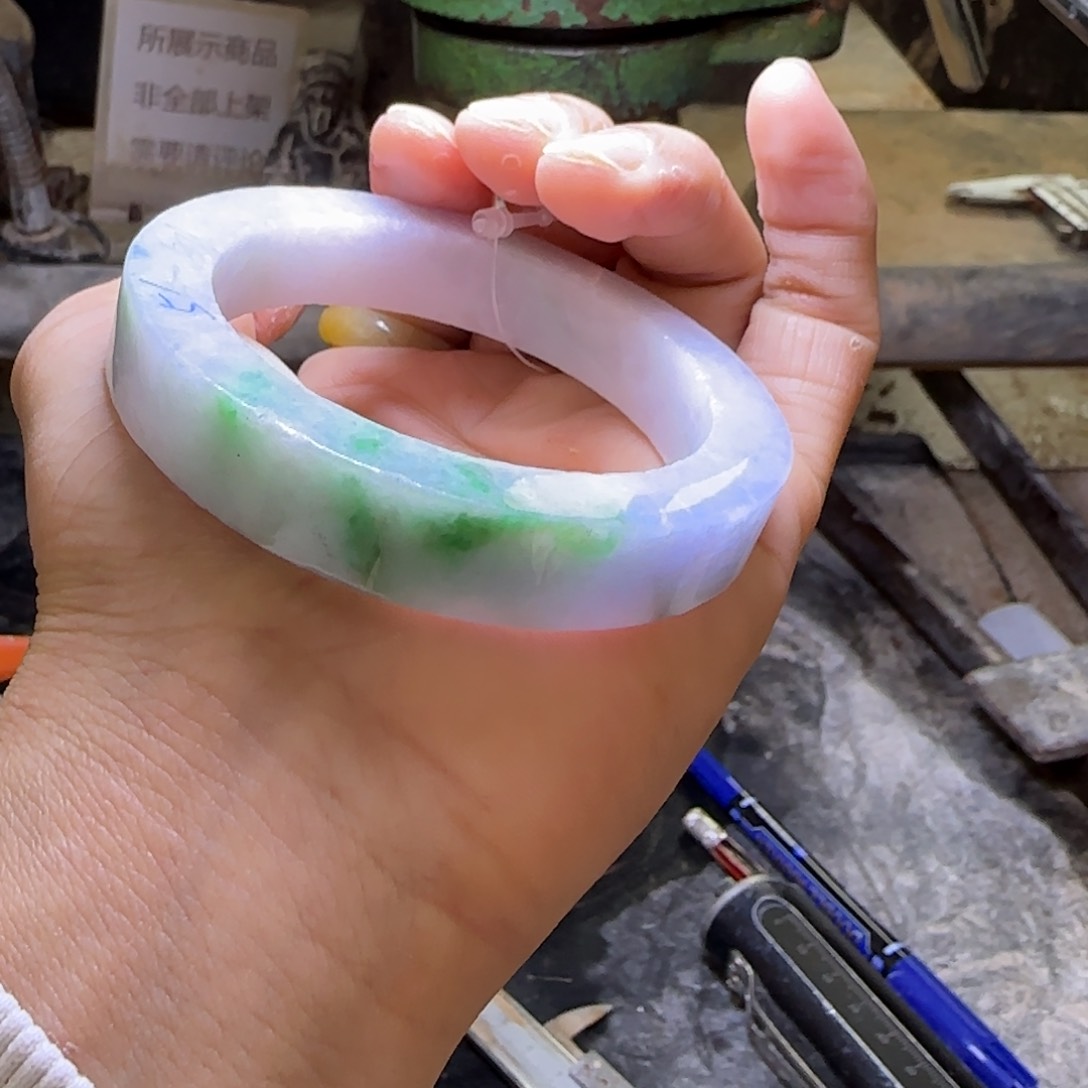 定制翡翠翡翠未镶嵌贝****窝