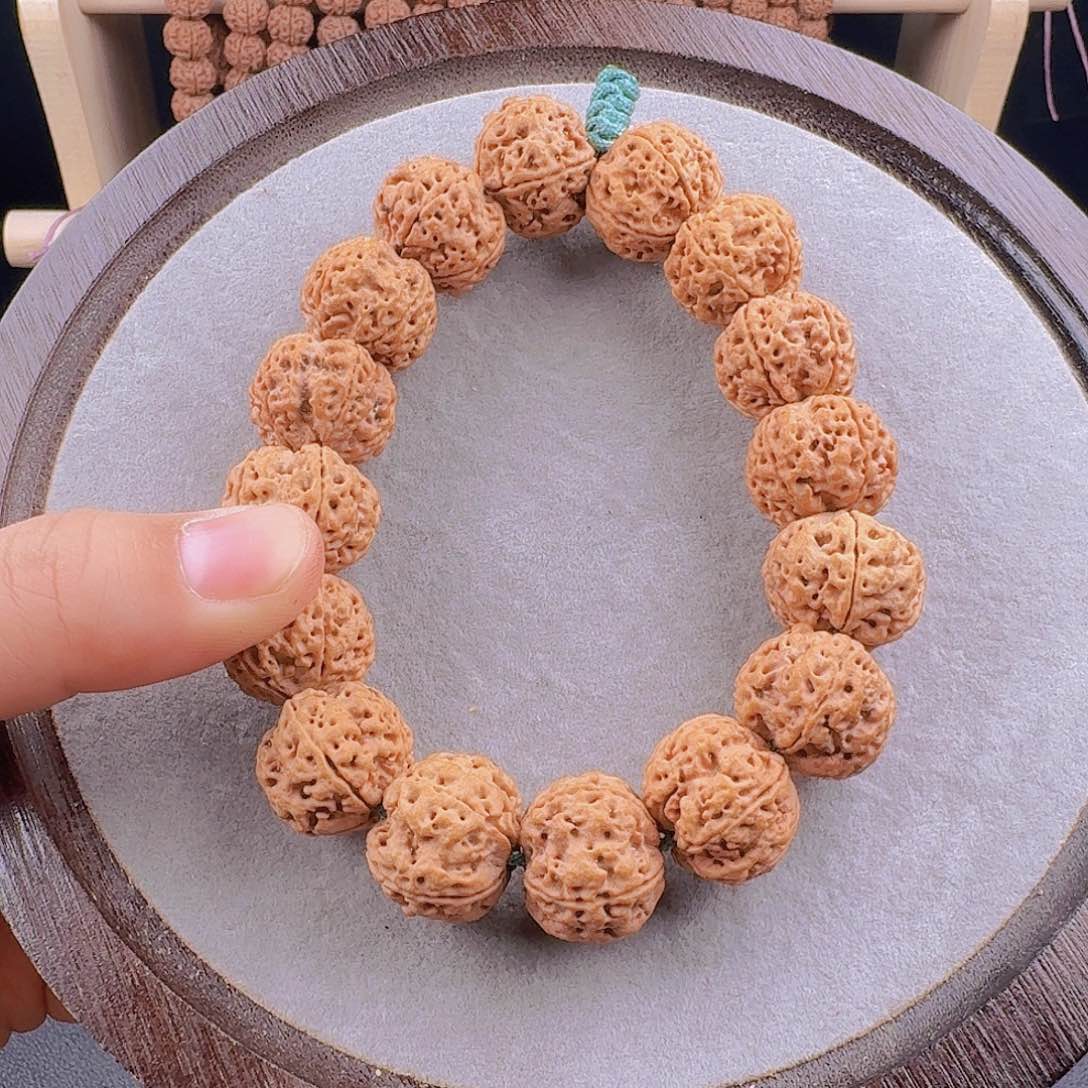 金刚菩提手串柔***、20凹底梅花私人订制