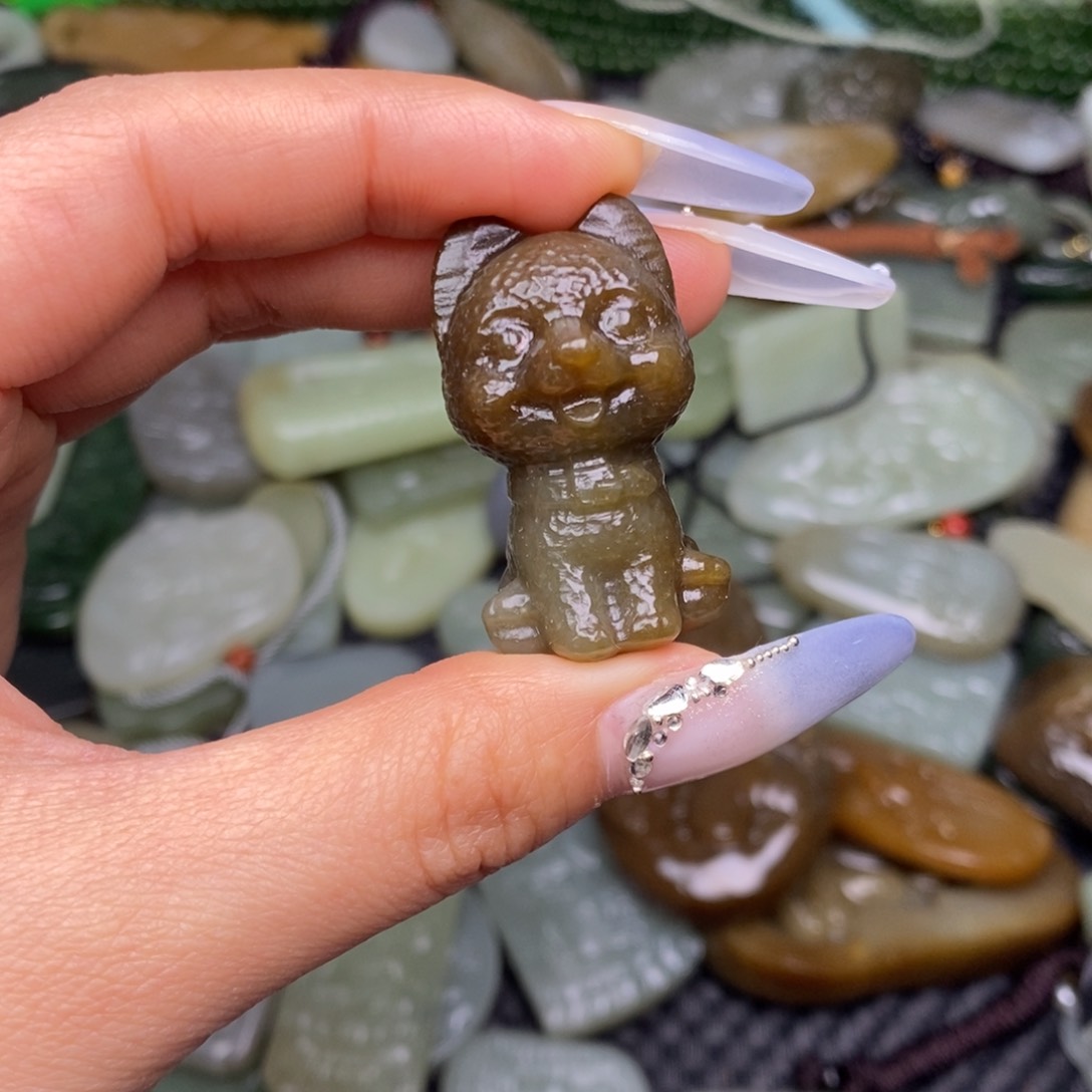 和田玉颈饰未镶嵌