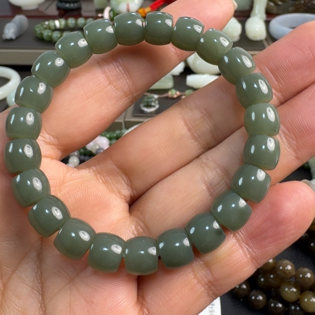 未镶嵌手串和田玉芮*