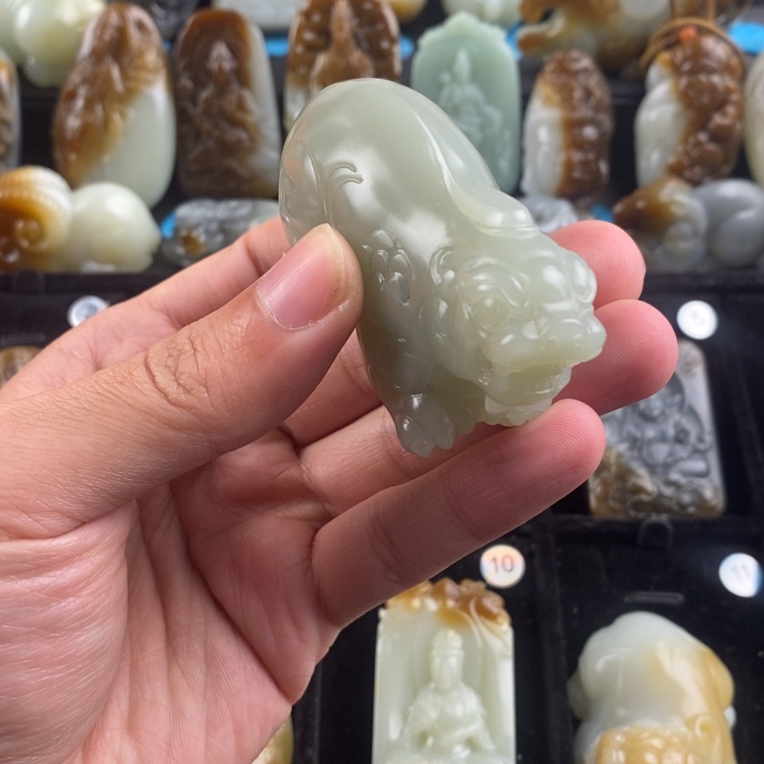 和田玉挂件未镶嵌