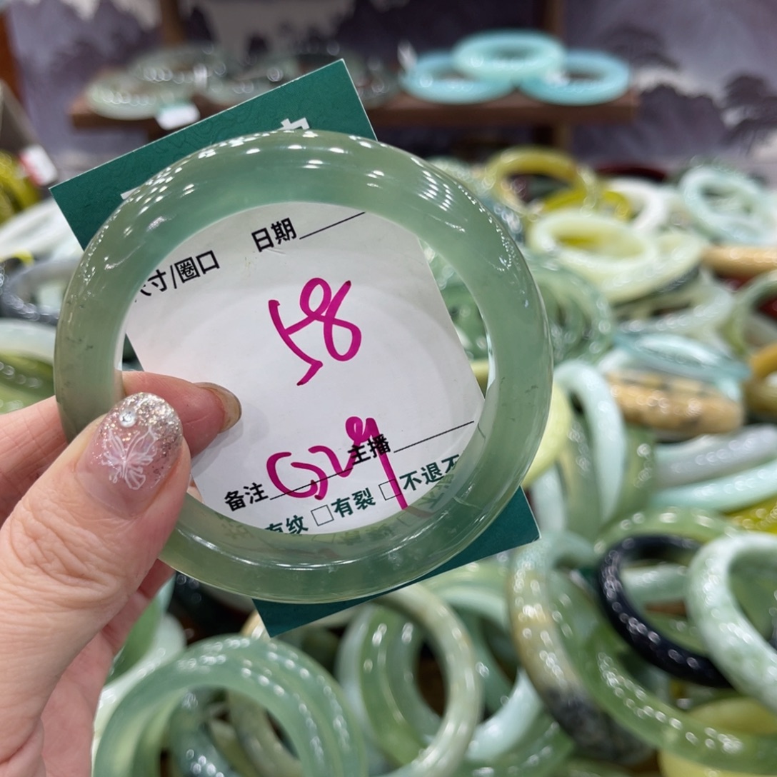 岫玉未镶嵌手镯手镯