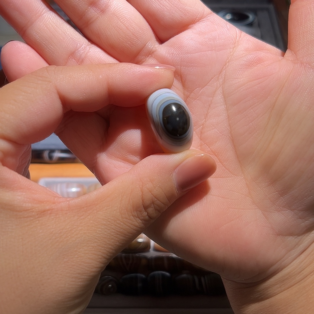 玄***藏玛瑙/玉髓未镶嵌颈饰