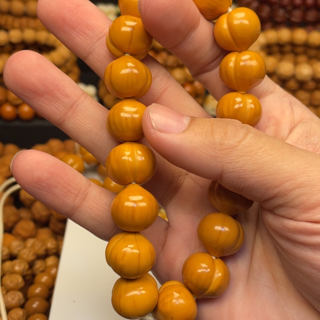 九***狐猴头核桃吊坠猴头核桃微瑕屁桃