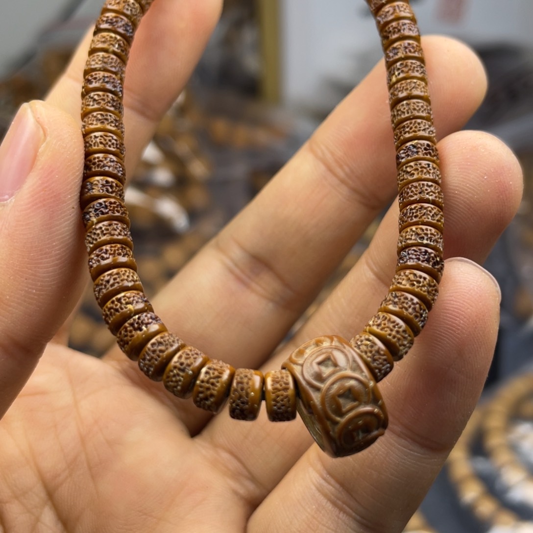 猴头核桃吊坠别的意思