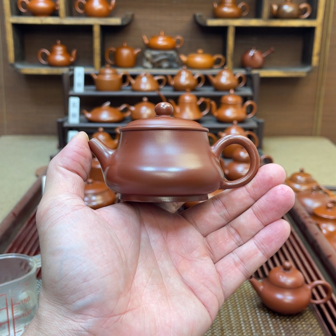 朱泥茶壶云柱110-120cc