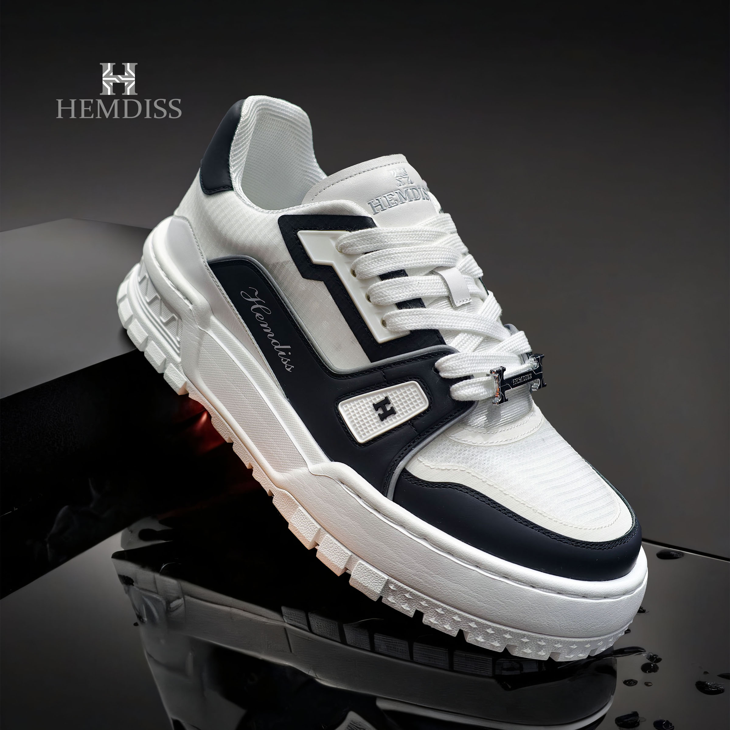 【皇嘉名品】爱马法蒂斯HEMDISS新款网面透气真皮时尚拼色男士板鞋