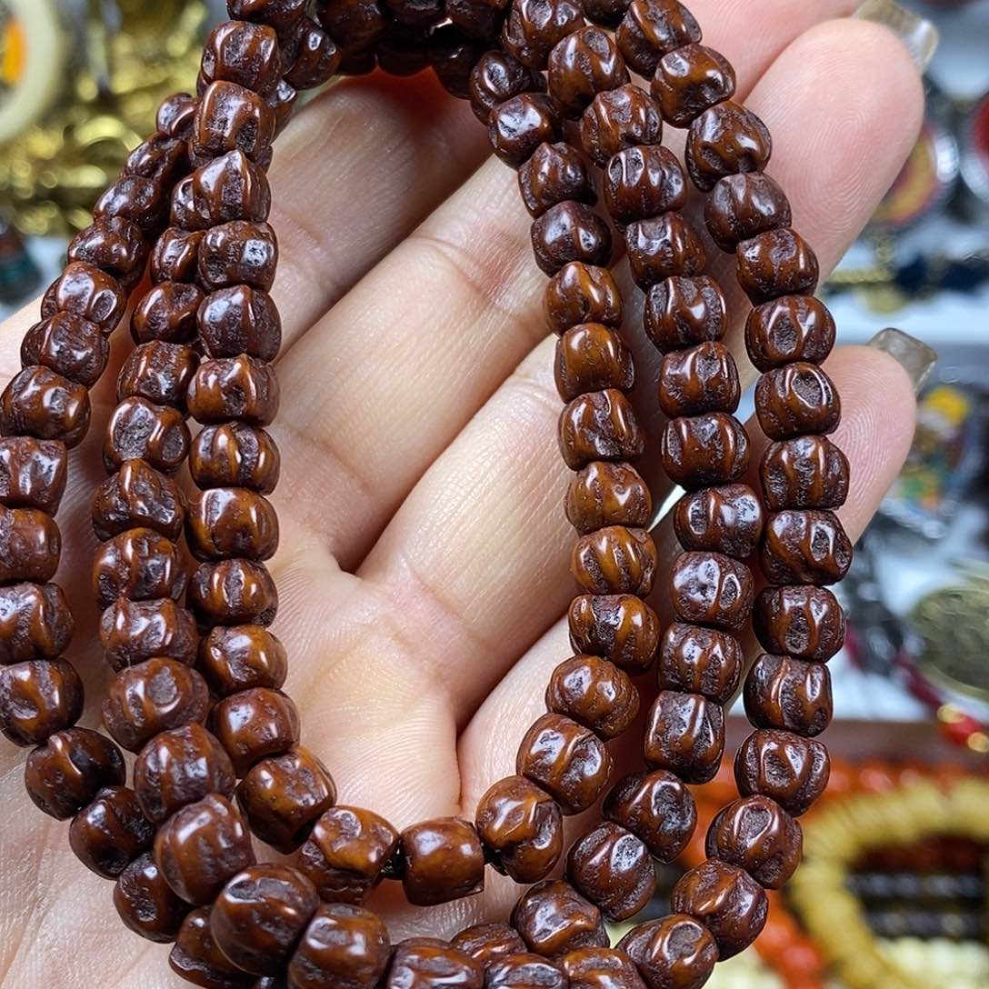 ………………………………………………