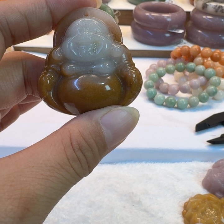 石英岩玉未镶嵌手镯