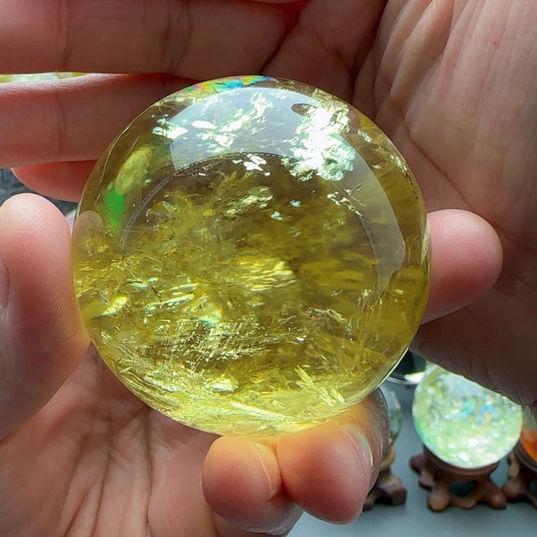 水晶水晶球未镶嵌