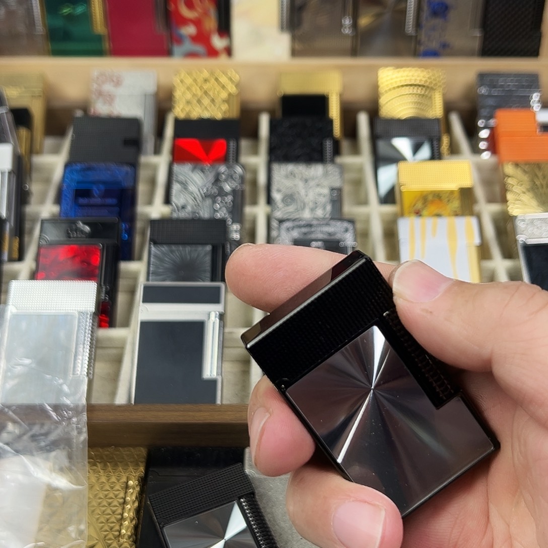 铜黑色极光简装蓝宝石