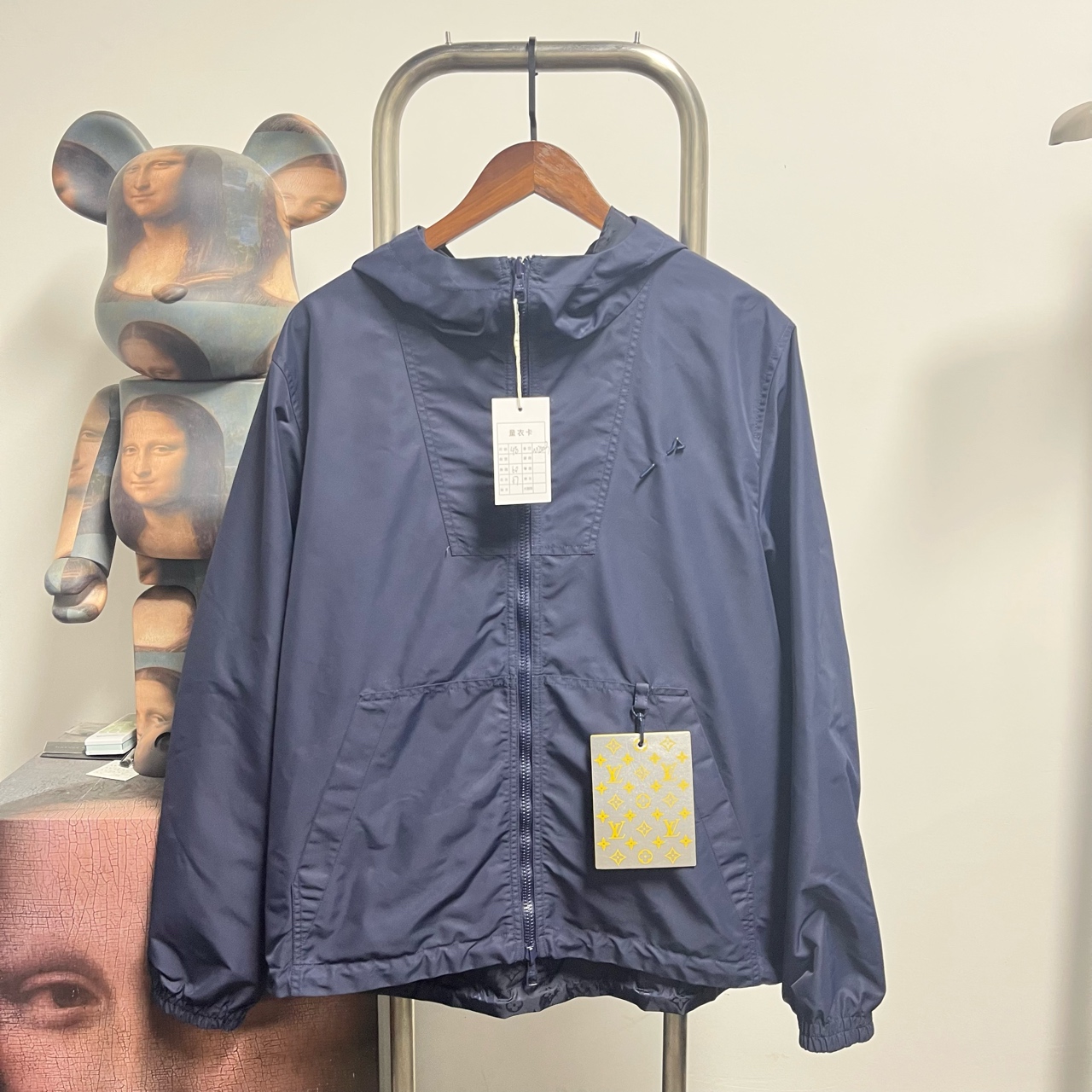 全新未使用 LouisVuitton/路易威登 全新 Lv别针双面冲锋衣48码