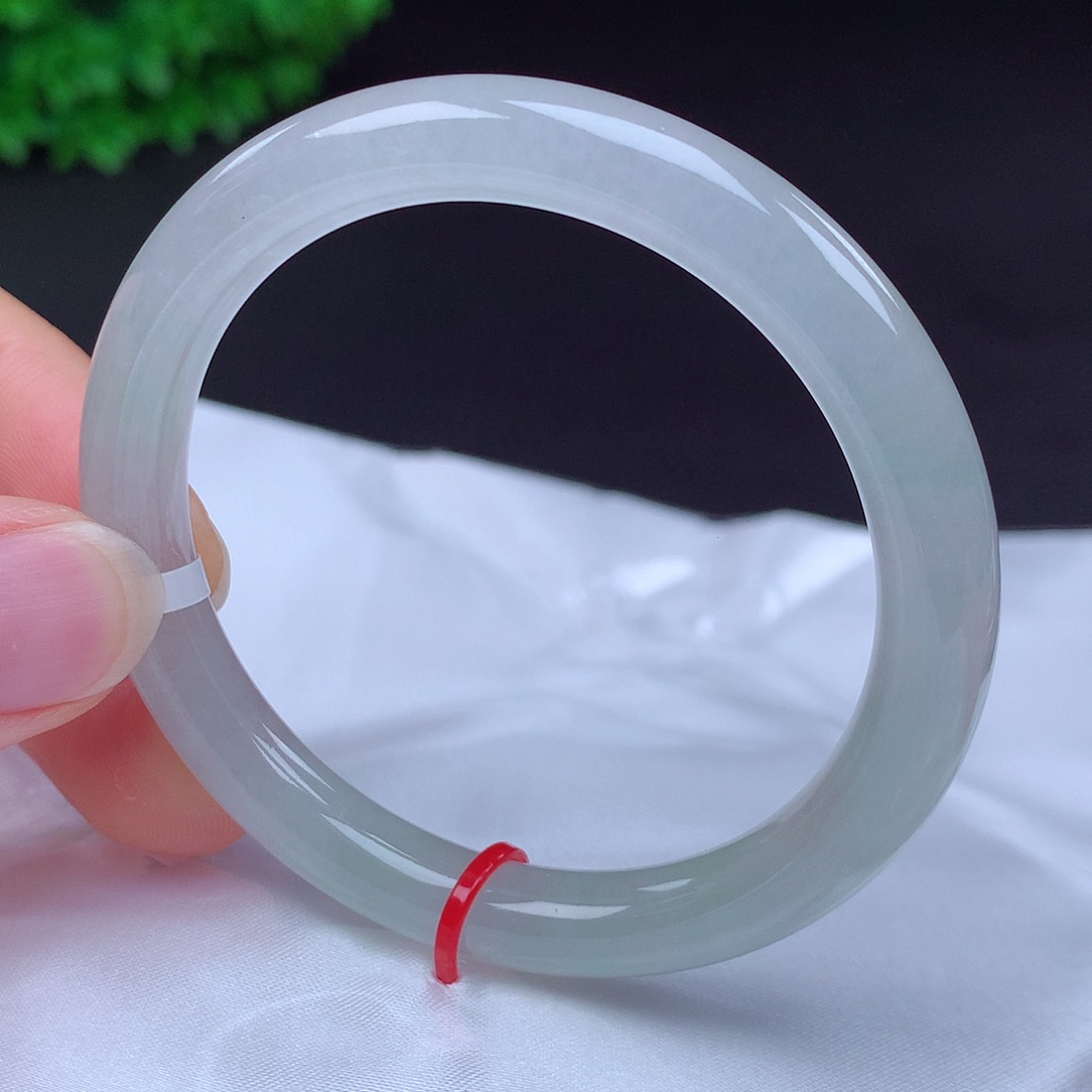 翡翠未镶嵌手镯52圈685002